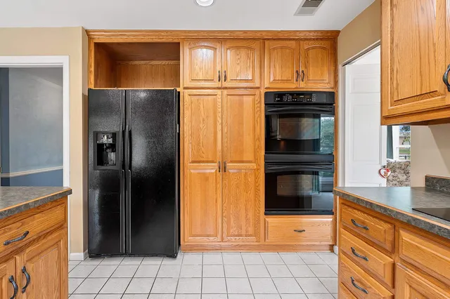 $364,900 | 1909 North Nicholas Street, Appleton, WI 54914