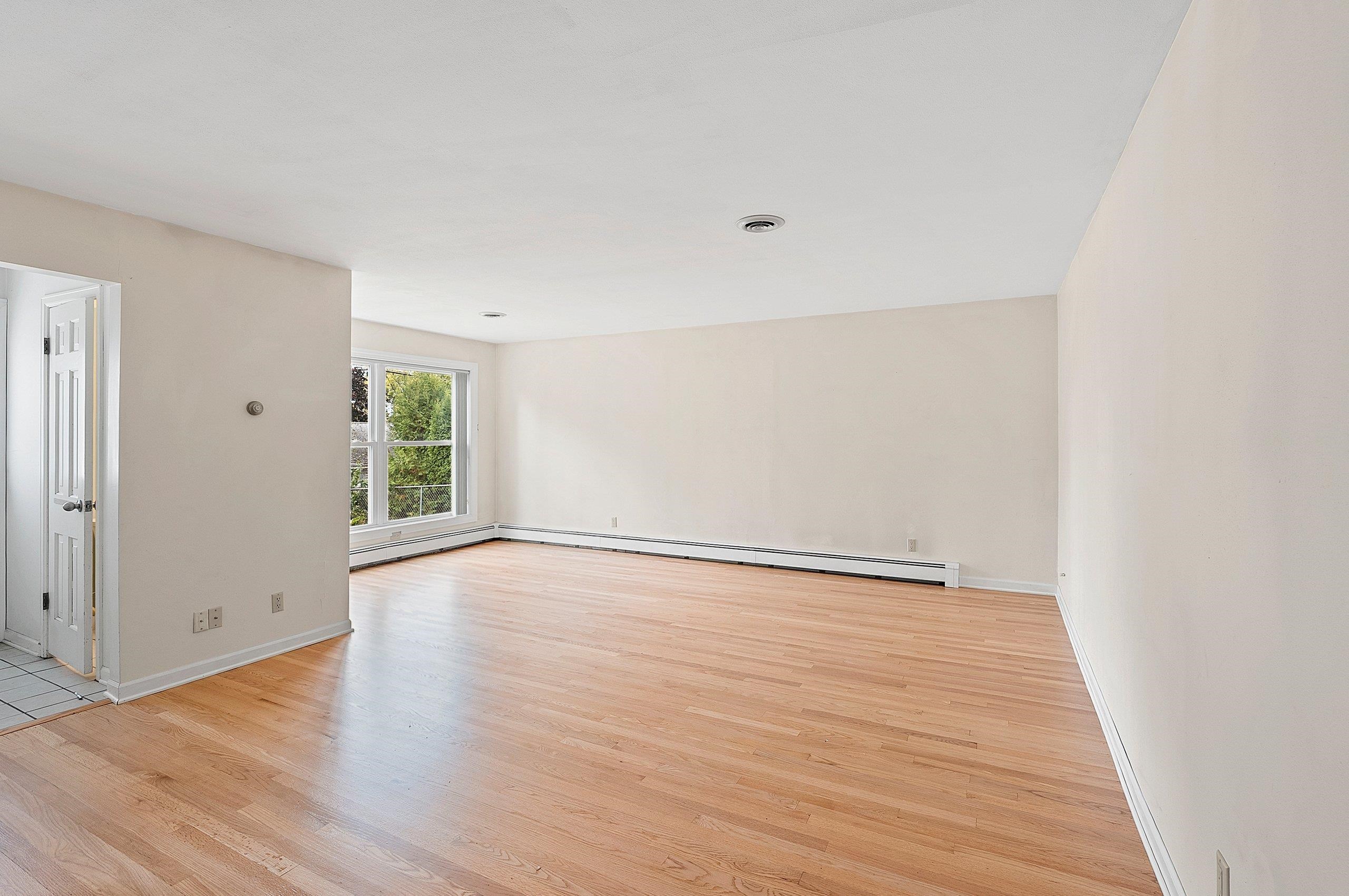 1909 North Nicholas Street Appleton, WI 54914 - Photo 26 of 59