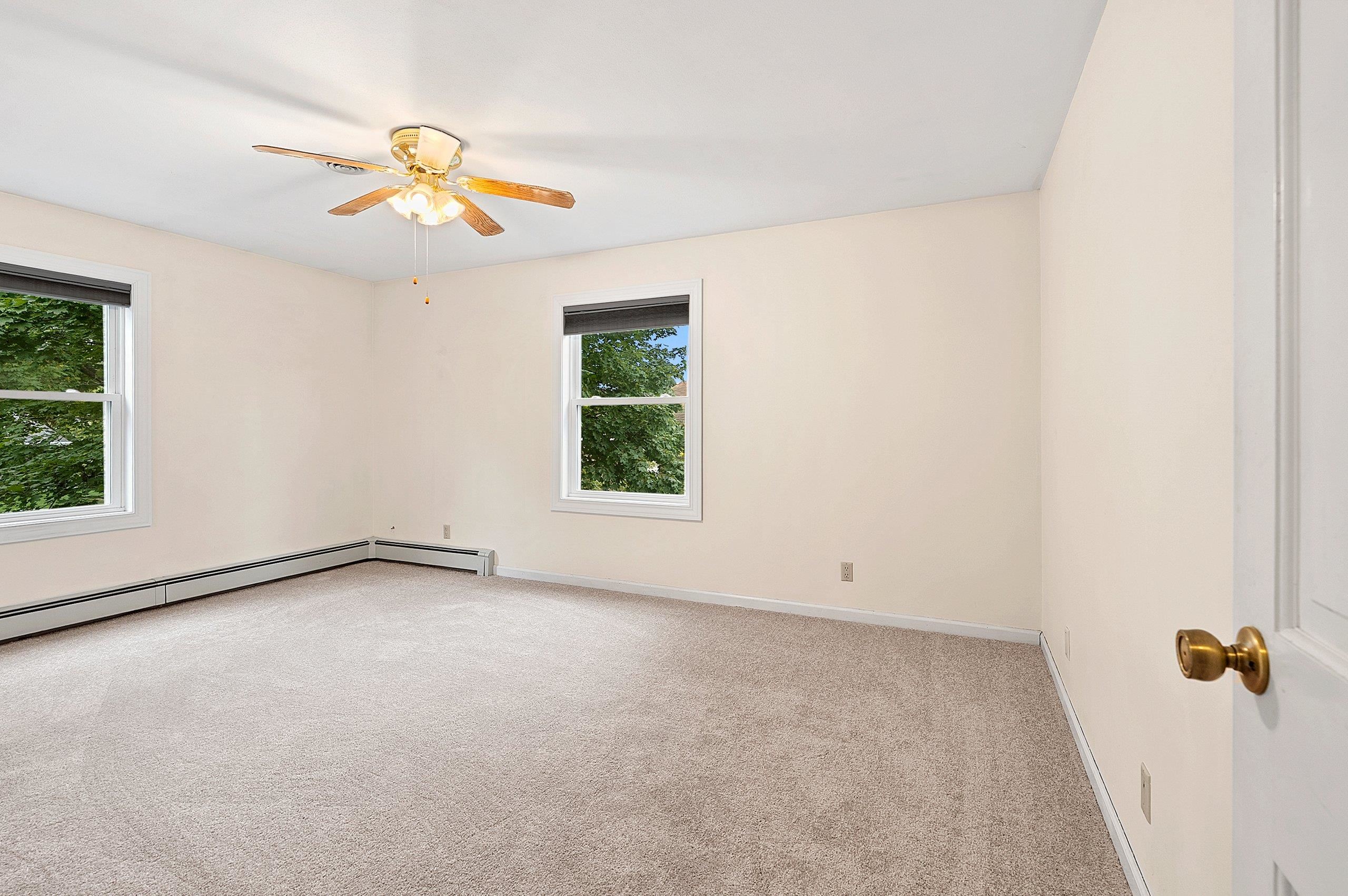 1909 North Nicholas Street Appleton, WI 54914 - Photo 31 of 59