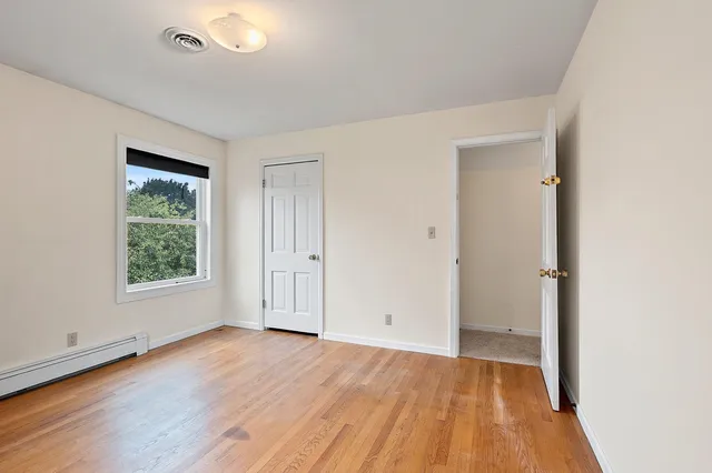 $364,900 | 1909 North Nicholas Street, Appleton, WI 54914