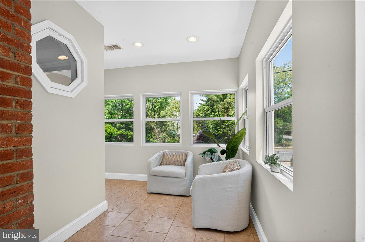 4448 West Braddock Road Alexandria, VA 22304 - Photo 15 of 59 Gallery Image 15