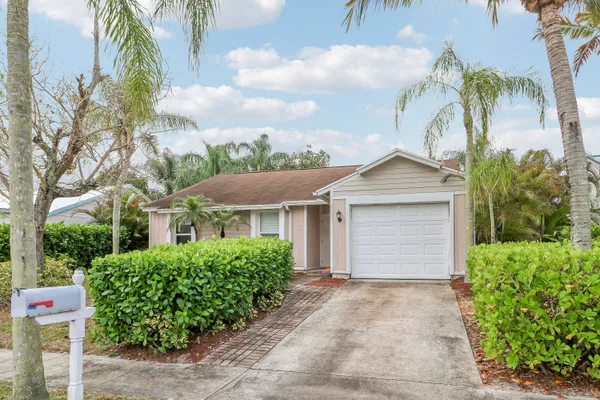 $514,000 | 124 Rosewood Circle, Jupiter, FL 33458