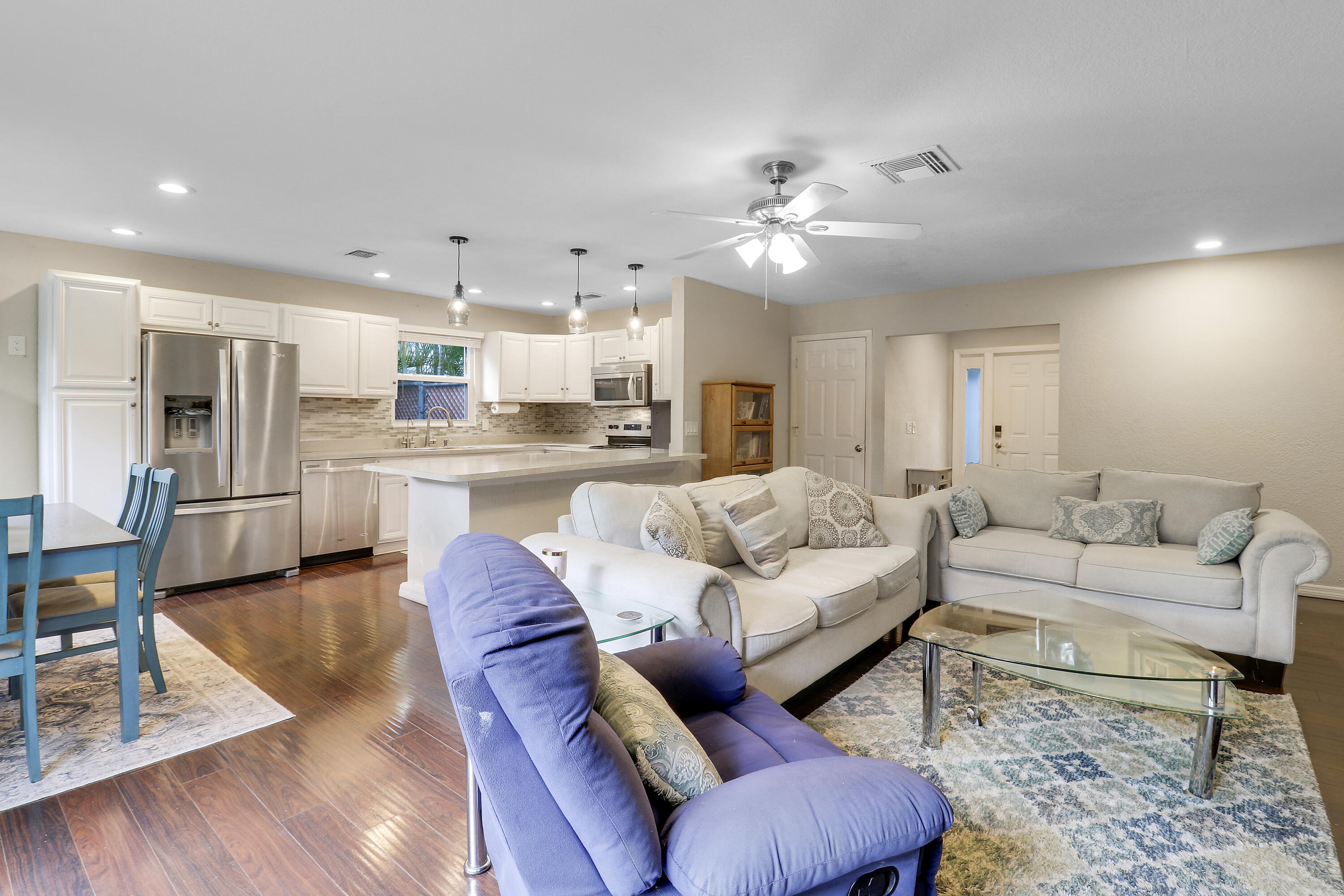 124 Rosewood Circle Jupiter, FL 33458 - Photo 6 of 15 Living
