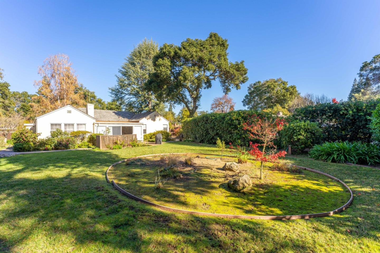 1 Maywood Lane, Menlo Park, CA 94025 Compass