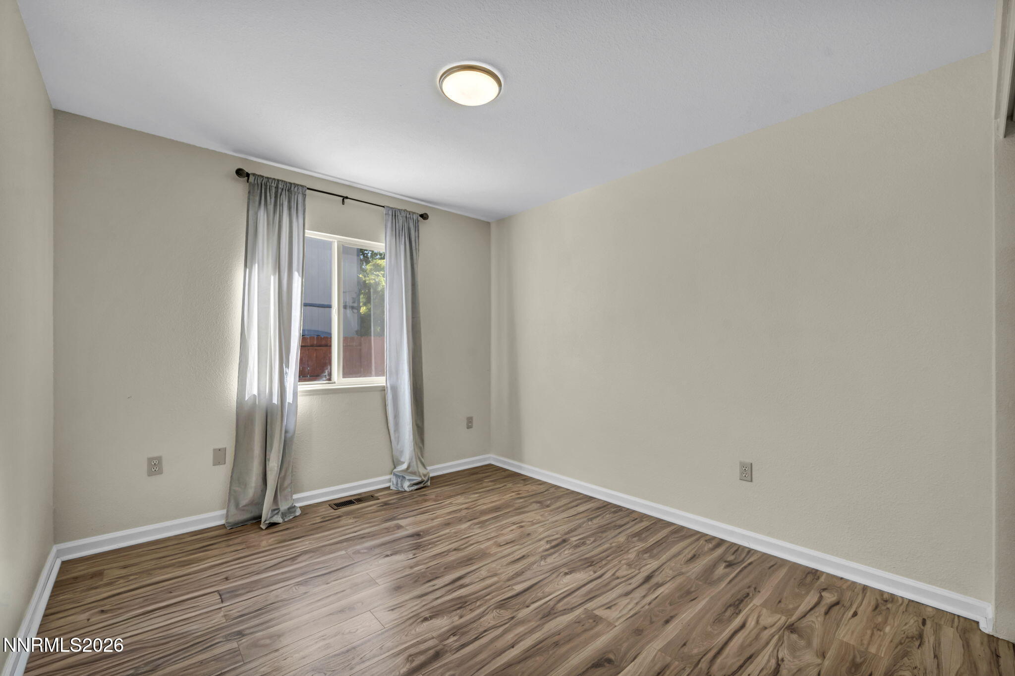 18124 Pasado Court Reno, NV 89508 - Photo 19 of 26 36-web-or-mls-18124-pasado-ct