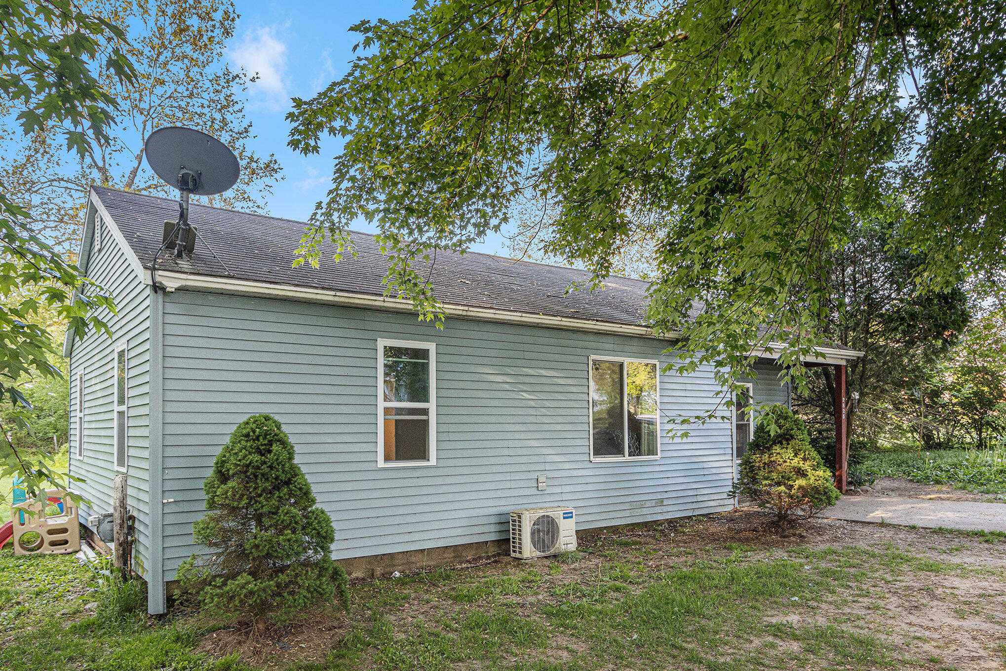 2825 West Baseline Road Plainwell, MI 49080 - Photo 21 of 29 021_2825wbaseline_30