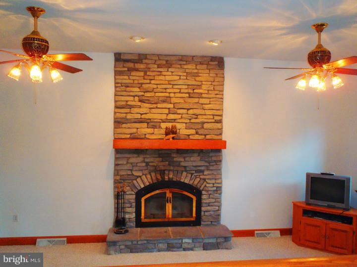 241 School Road Myerstown, PA 17067 - Photo 6 of 25 Family Room