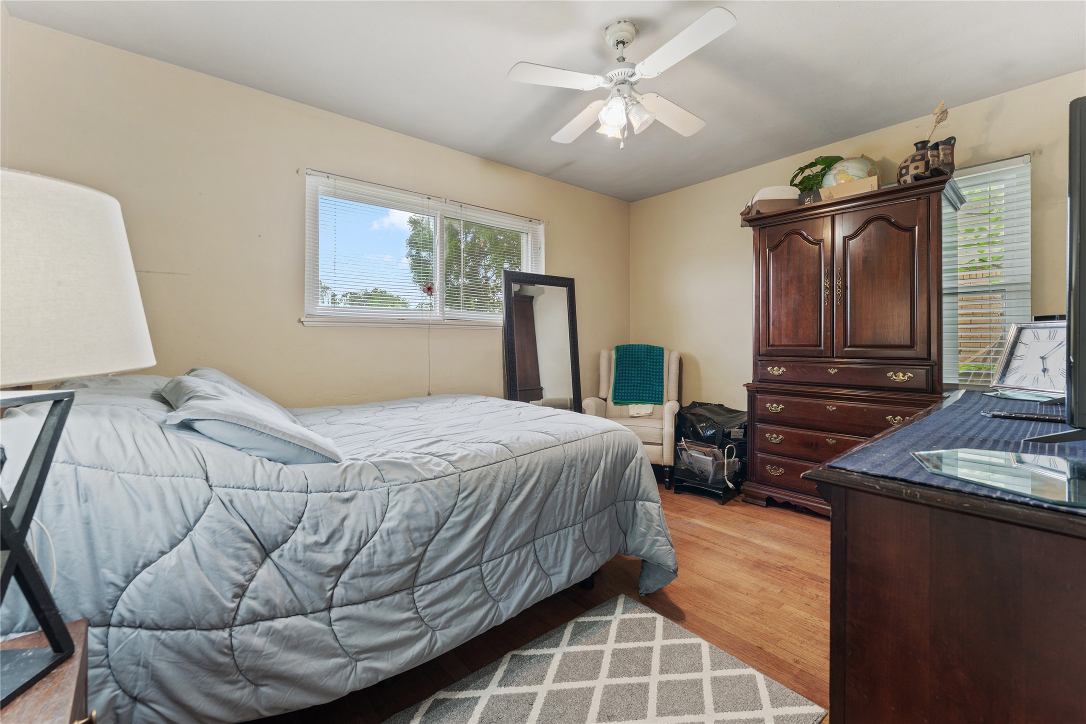9934 Aves Street Houston, TX 77034 - Photo 7 of 11 2nd Bedroom