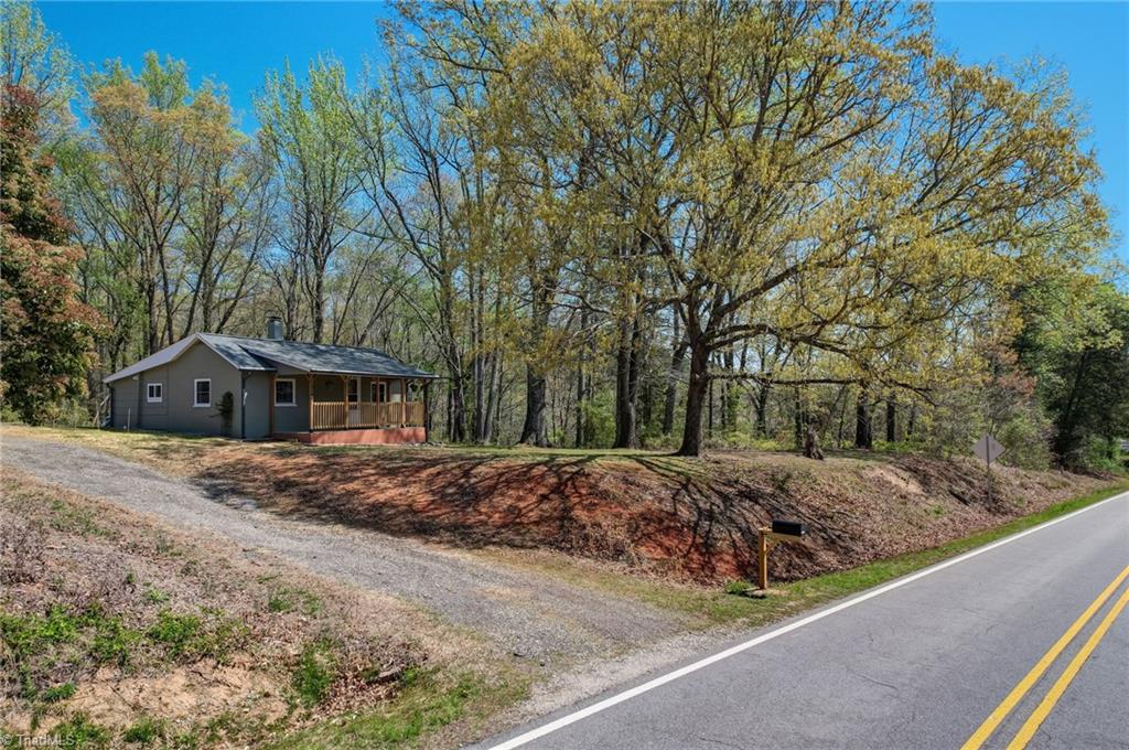 3146 Law Road Pelham, NC 27311 - Photo 2 of 40