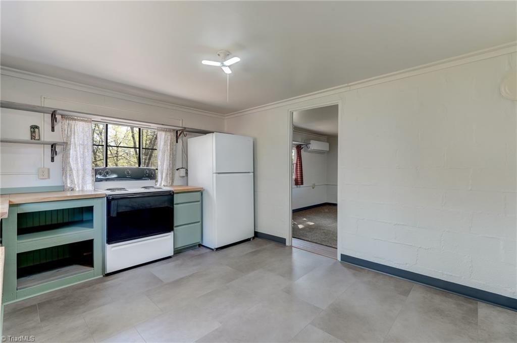 3146 Law Road Pelham, NC 27311 - Photo 23 of 40