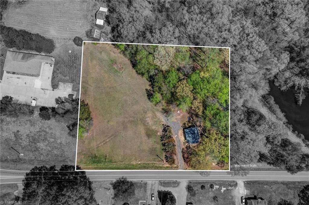 3146 Law Road Pelham, NC 27311 - Photo 4 of 40