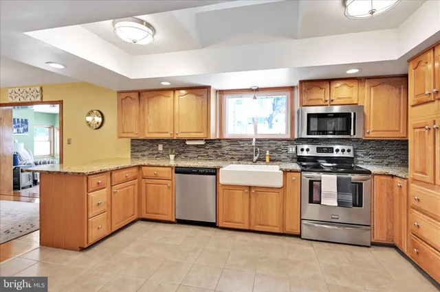 $299,900 | 11 Bryn Mawr Avenue, Pottsville, PA 17901