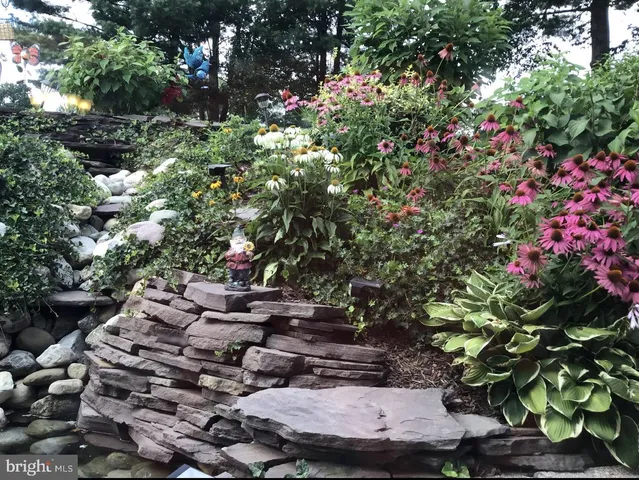 $299,900 | 11 Bryn Mawr Avenue, Pottsville, PA 17901