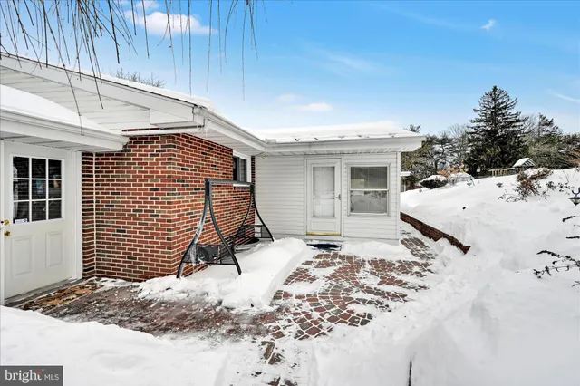 $299,900 | 11 Bryn Mawr Avenue, Pottsville, PA 17901