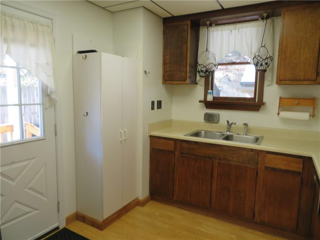 110 Raymond Road Leechburg, PA 15656 - Photo 16 of 23 Gallery Image 16