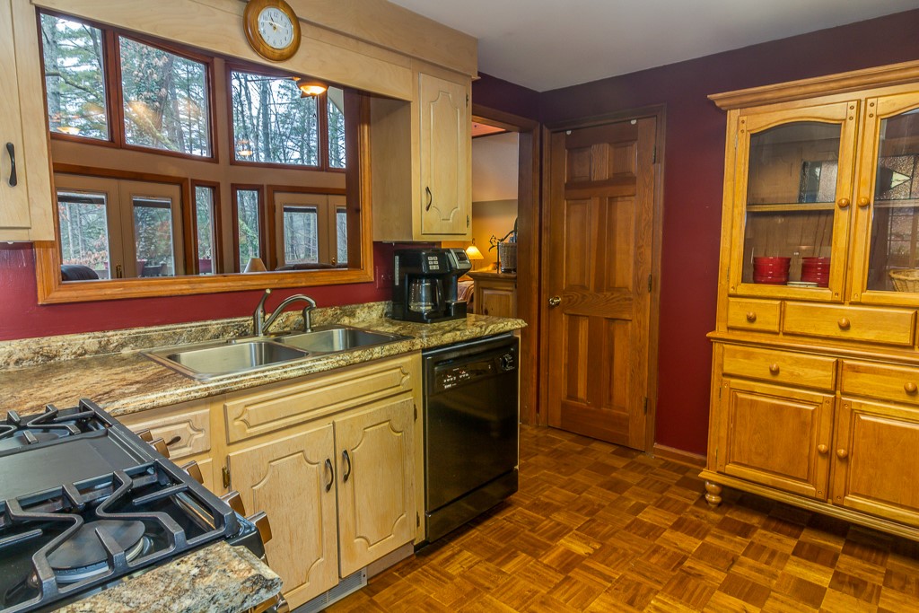 110 Wren Road Mountain Rest, SC 29664 - Photo 11 of 43 Gallery Image 11