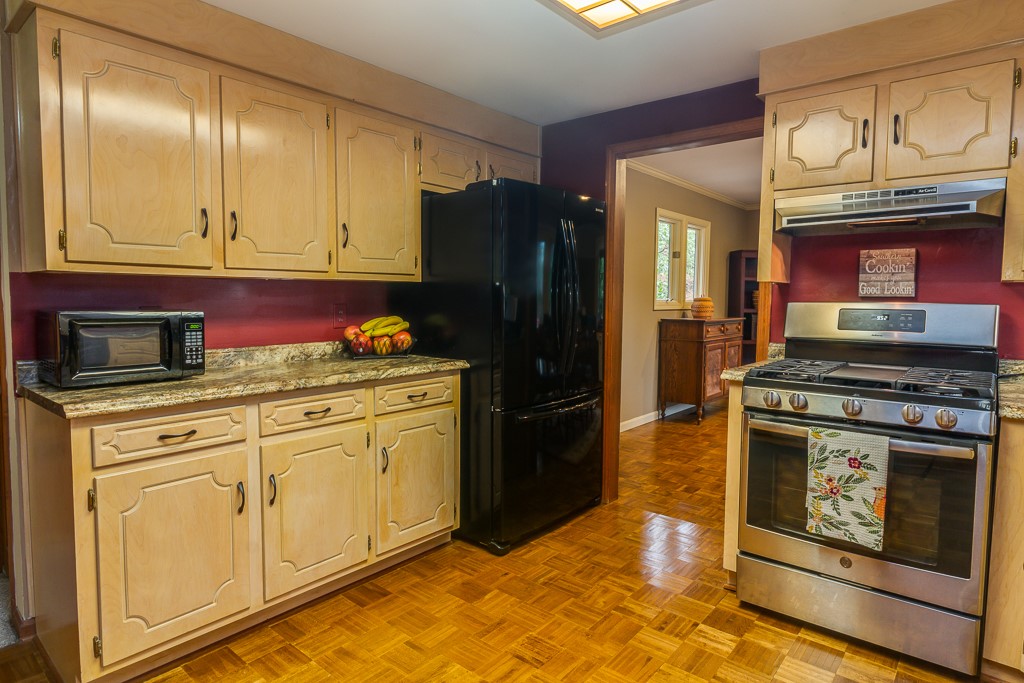 110 Wren Road Mountain Rest, SC 29664 - Photo 10 of 43 Gallery Image 10