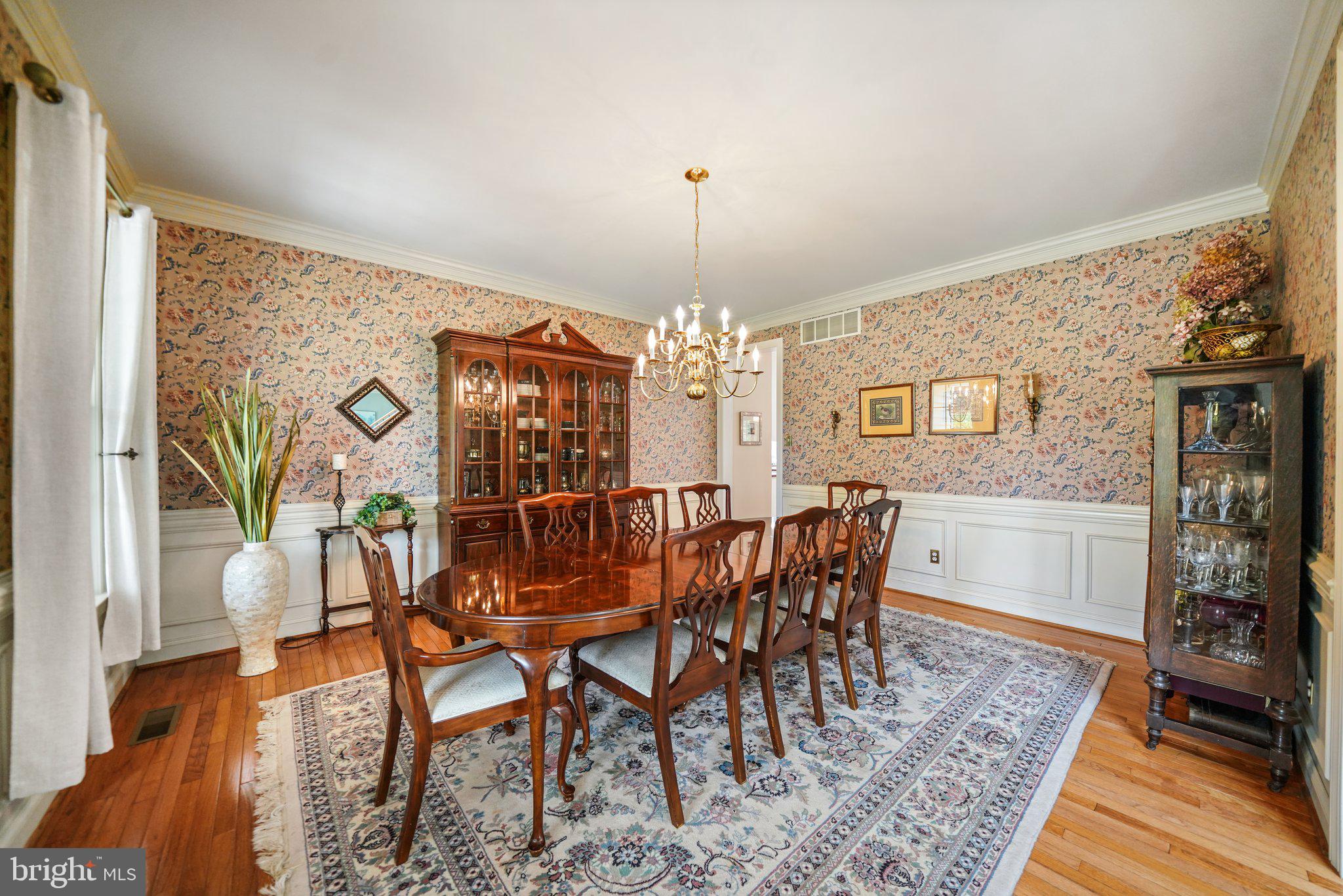 14 Clover Mill Lane Malvern, PA 19355 - Photo 29 of 93 Dining Room