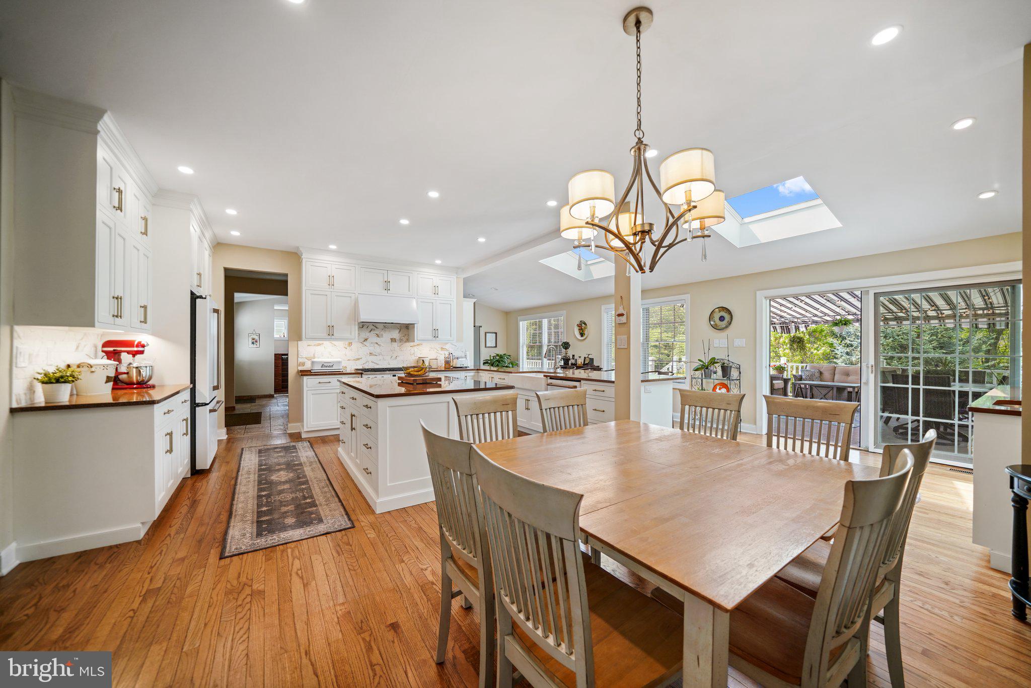 14 Clover Mill Lane Malvern, PA 19355 - Photo 9 of 93 Magnificent Kitchen Renovation