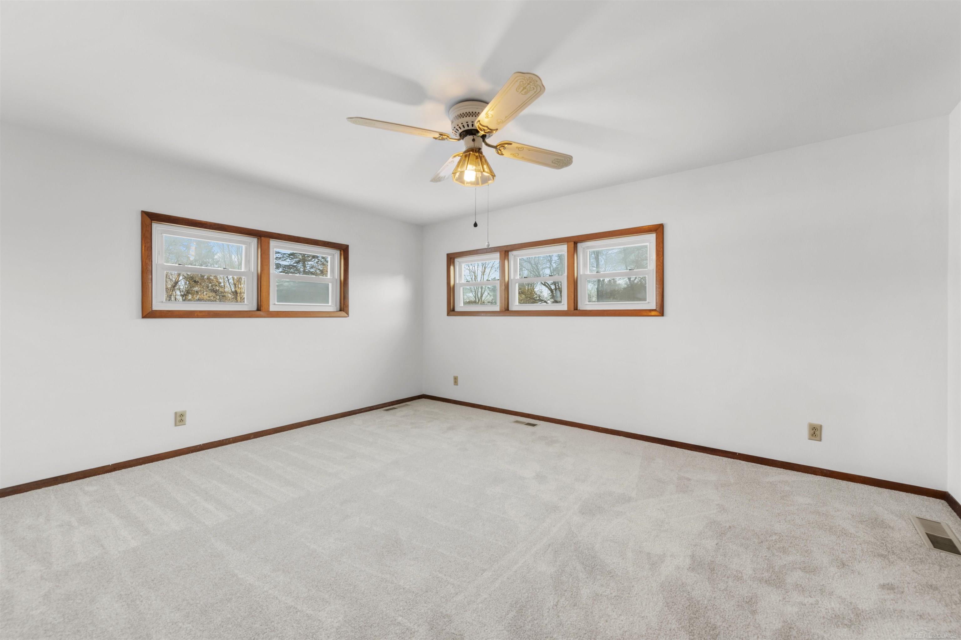 69455 Hicks Road Armada, MI 48005 - Photo 21 of 48