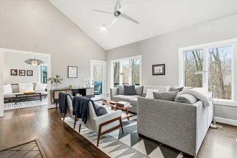 $900,000 | 228 Harpeth Wood Drive, Nashville, TN 37221