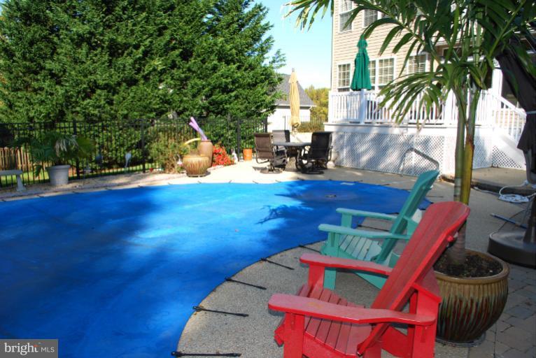 607 Havenhill Road Edgewater, MD 21037 - Photo 16 of 29 a view of outdoor space and yard