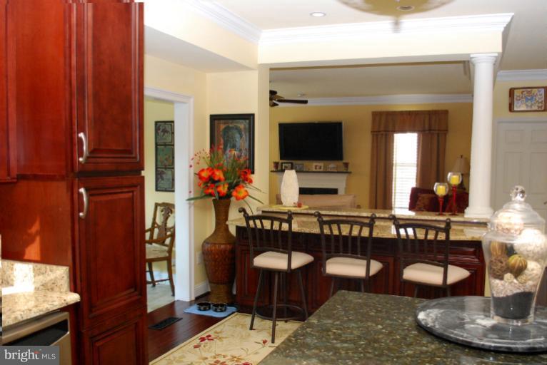 607 Havenhill Road Edgewater, MD 21037 - Photo 18 of 29 a living room with furniture and a flat screen tv