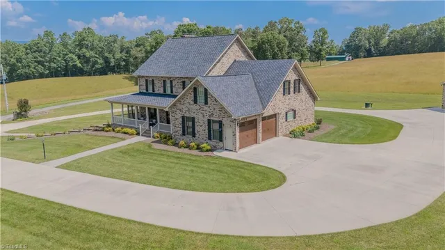 $2,499,000 | 368 Oak Hill Drive, Cana, VA 24317