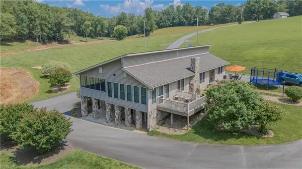 $2,499,000 | 368 Oak Hill Drive, Cana, VA 24317