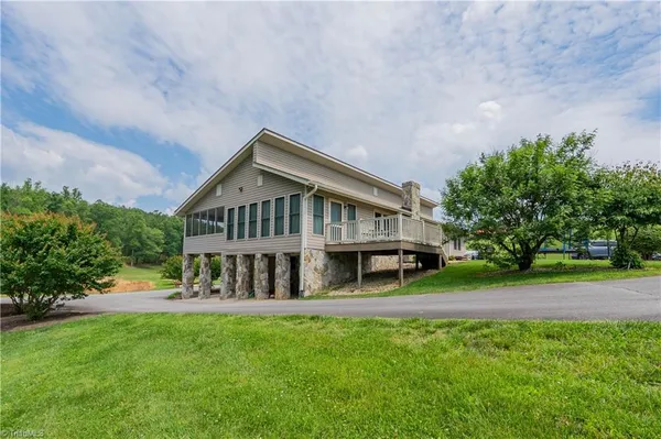 $2,499,000 | 368 Oak Hill Drive, Cana, VA 24317