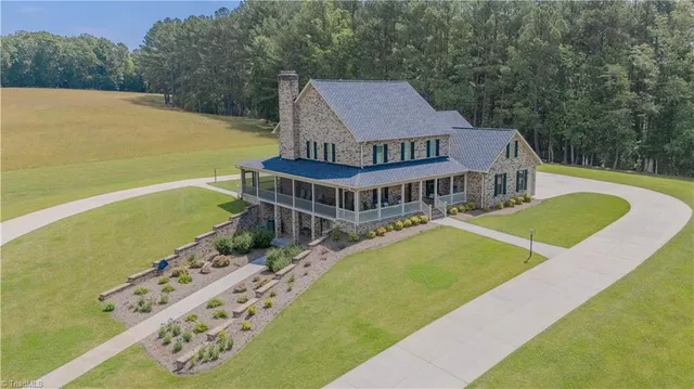 $2,499,000 | 368 Oak Hill Drive, Cana, VA 24317
