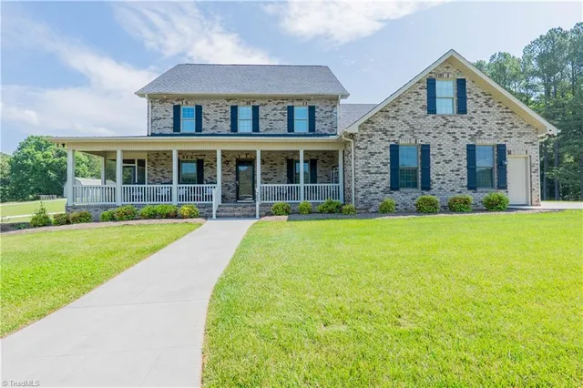 $2,499,000 | 368 Oak Hill Drive, Cana, VA 24317