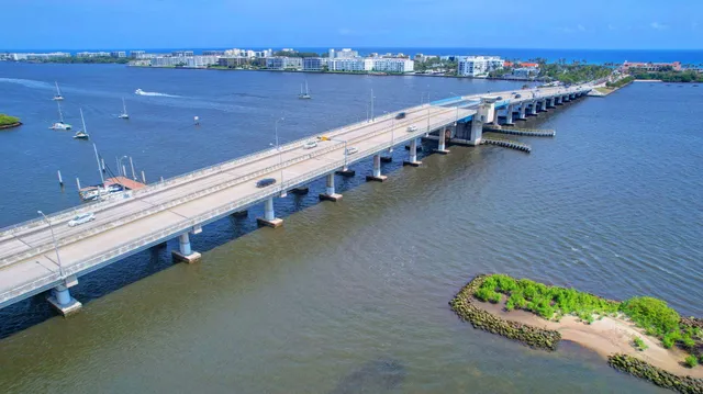 $464,000 | 1201 North Ocean Breeze, Lake Worth Beach, FL 33460