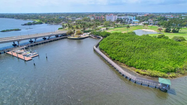 $464,000 | 1201 North Ocean Breeze, Lake Worth Beach, FL 33460