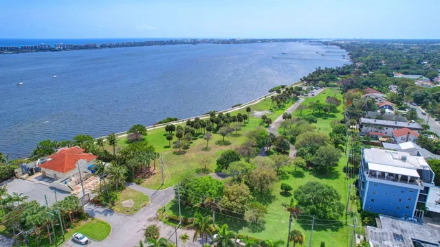 $464,000 | 1201 North Ocean Breeze, Lake Worth Beach, FL 33460
