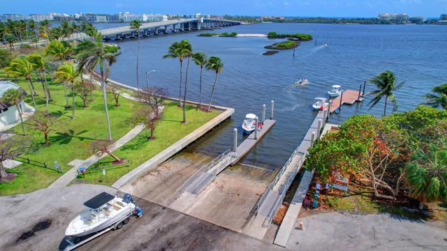 $464,000 | 1201 North Ocean Breeze, Lake Worth Beach, FL 33460