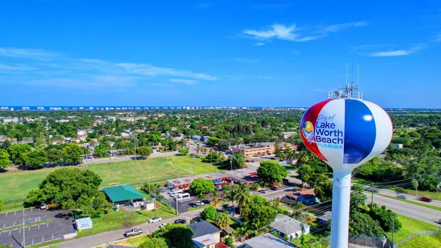 $464,000 | 1201 North Ocean Breeze, Lake Worth Beach, FL 33460