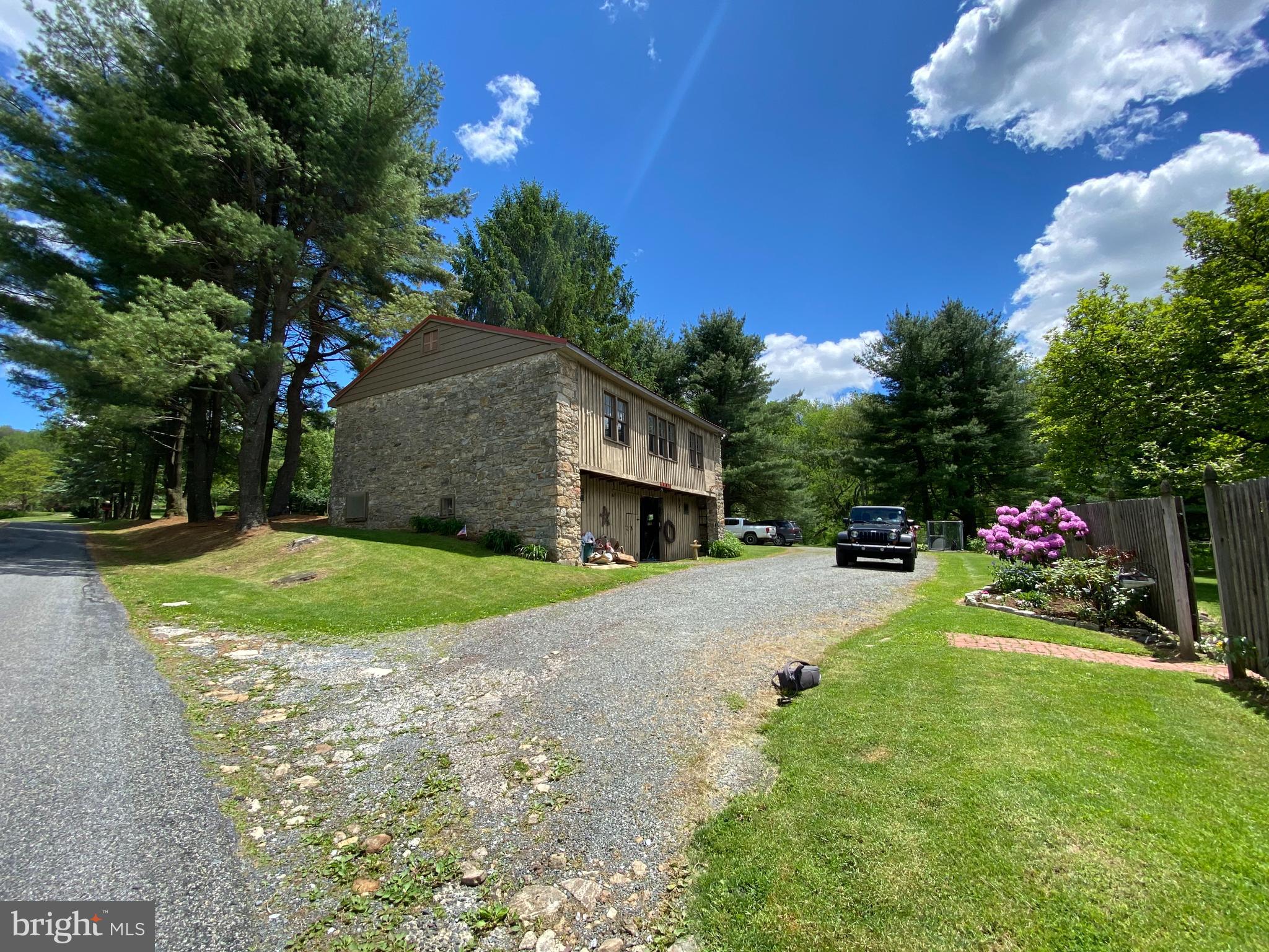 192 Bitting Road Alburtis, PA 18011 - Photo 2 of 47 Gallery Image 2