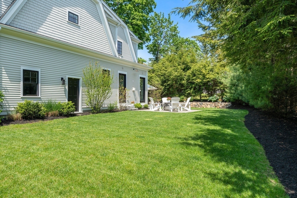 33 Hickory Road Wellesley, MA 02482 - Photo 40 of 42