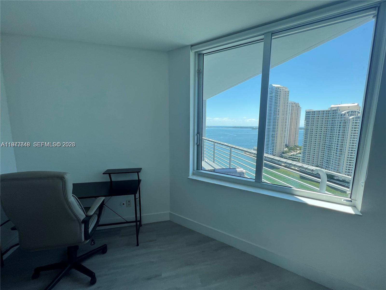 325 South Biscayne Boulevard, Unit 2415 Miami, FL 33131 - Photo 6 of 23