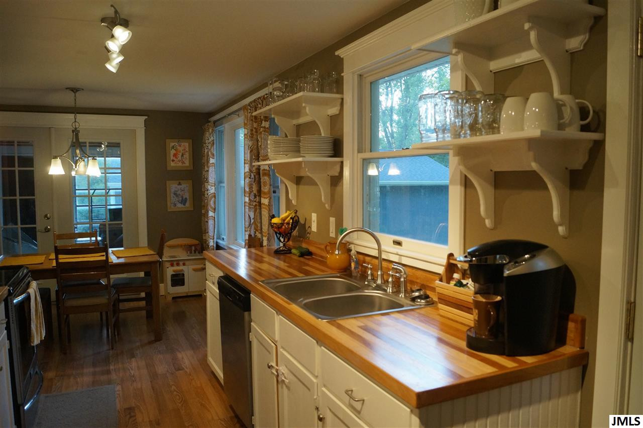 3746 Blackman Road Jackson, MI 49201 - Photo 8 of 33 Photo 8
