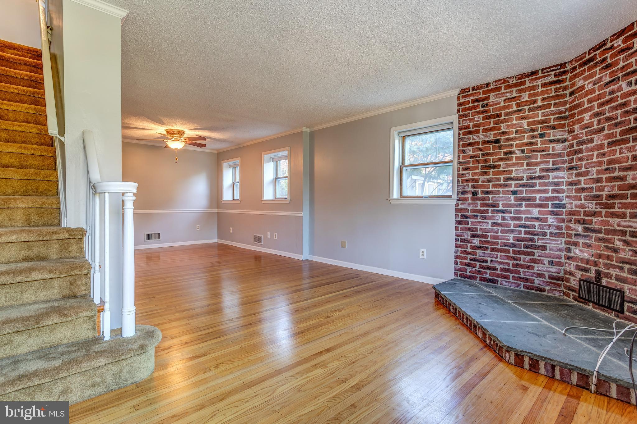 819 Beech Road Wallingford, PA 19086 - Photo 5 of 29