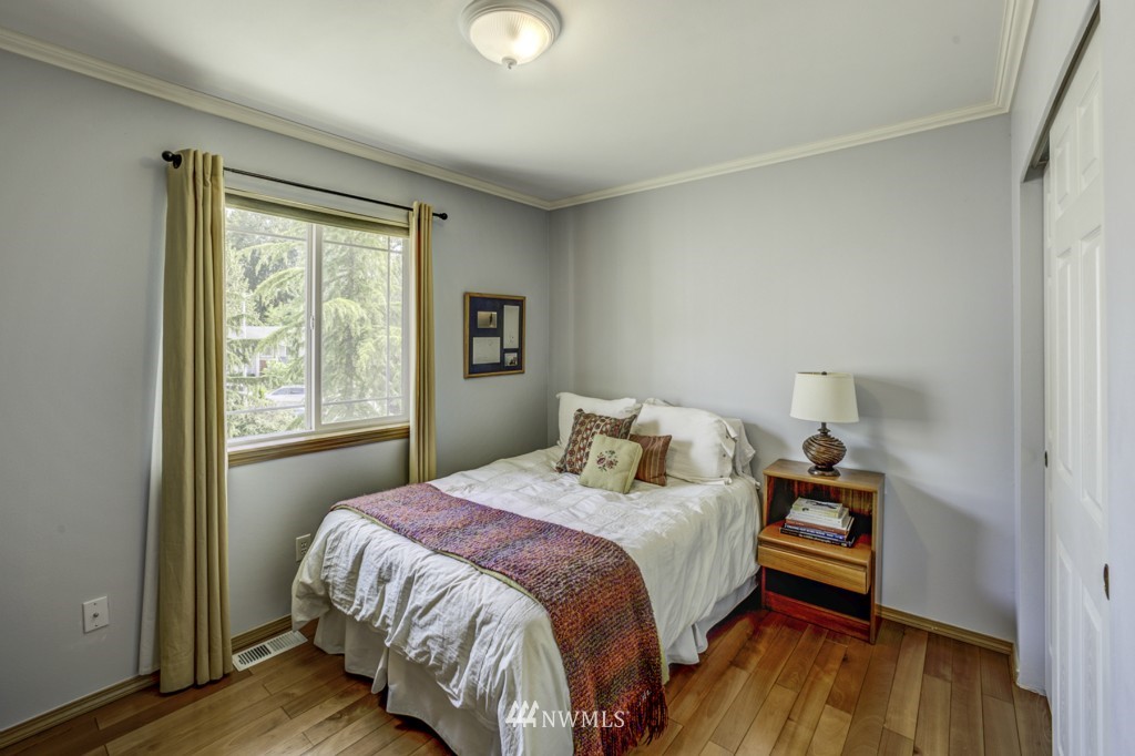 24208 13th Place West Bothell, WA 98021 - Photo 13 of 25