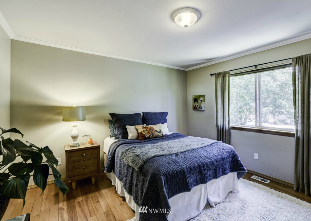 24208 13th Place West Bothell, WA 98021 - Photo 10 of 25