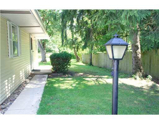 54094 Pine Road South Bend, IN 46628 - Photo 21 of 24 Gallery Image 21
