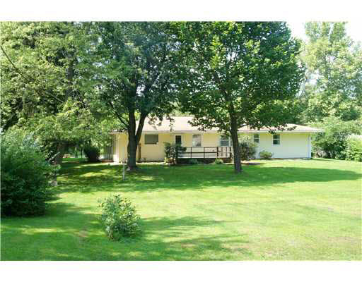 54094 Pine Road South Bend, IN 46628 - Photo 23 of 24 Gallery Image 23