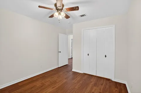 $325,000 | 2132 Sandy Lane, Irving, TX 75060