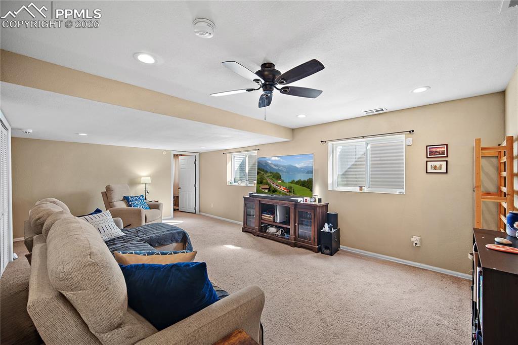 504 Fountain Mesa Road Fountain, CO 80817 - Photo 20 of 33