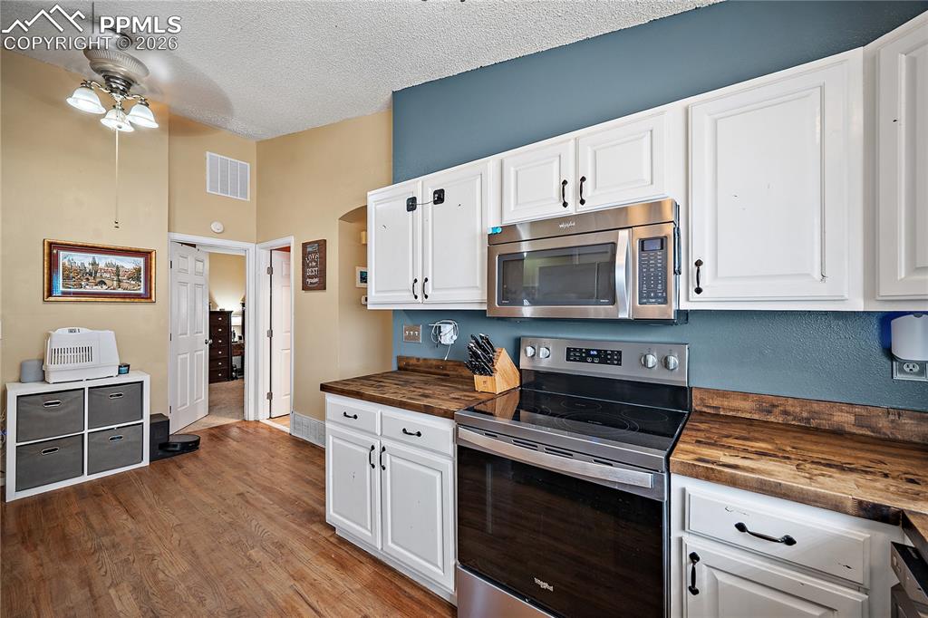 504 Fountain Mesa Road Fountain, CO 80817 - Photo 6 of 33