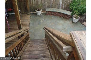 18306 Mill Ridge Terrace Leesburg, VA 20176 - Photo 15 of 21 Exterior Rear